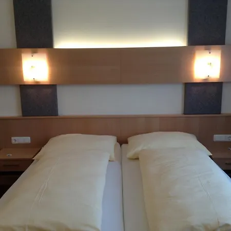 Nocleg ze śniadaniem Leonsteinerhof