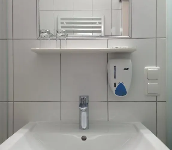 Alojamento de Acomodação e Pequeno-almoço Leonsteinerhof 3*