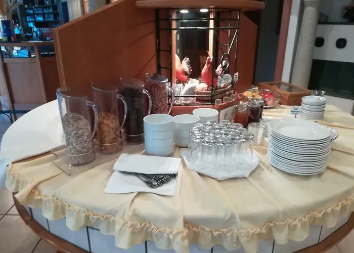 Alojamento de Acomodação e Pequeno-almoço Leonsteinerhof 3*